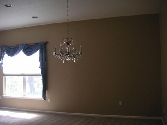 4th image of 16 Amberlands Ct