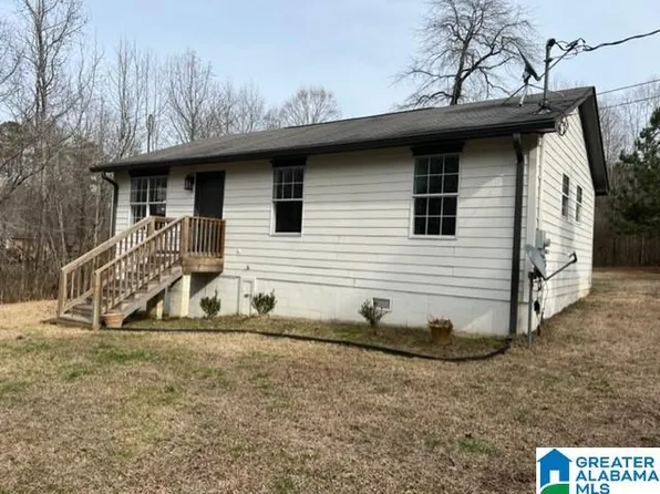 320 Creek Rd, Hayden, AL 35079