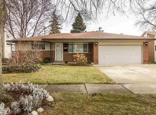 27944 Flanders Ave, Warren, MI 48088