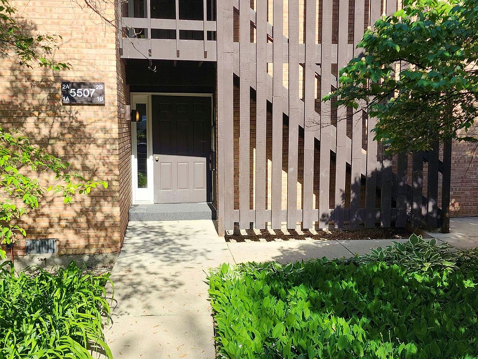 1st image of 5507 Lakeside Dr APT 1B