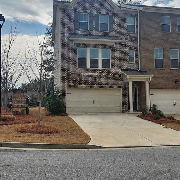 3597 Hidden Valley Cir — Photo 1