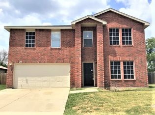 901 Cortez Dr, Arlington, TX 76001