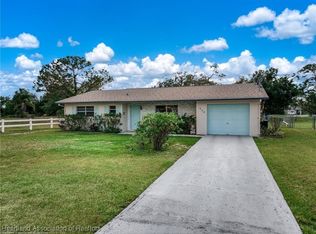 1536 Meadowbrook St, Lake Placid, FL 33852