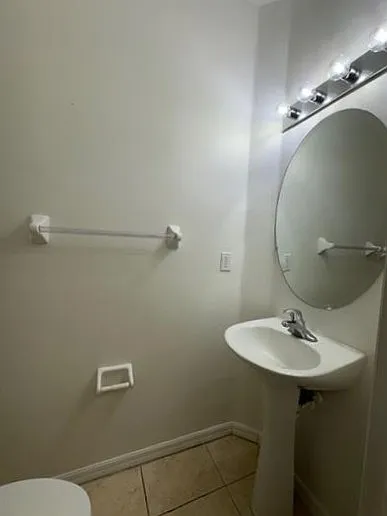 14732 Sutherland Ave — Photo 5