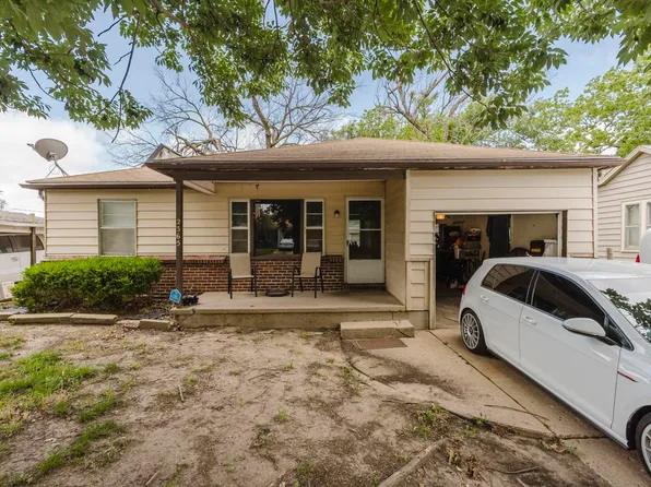 2365 N Payne Ave, Wichita, KS 67204