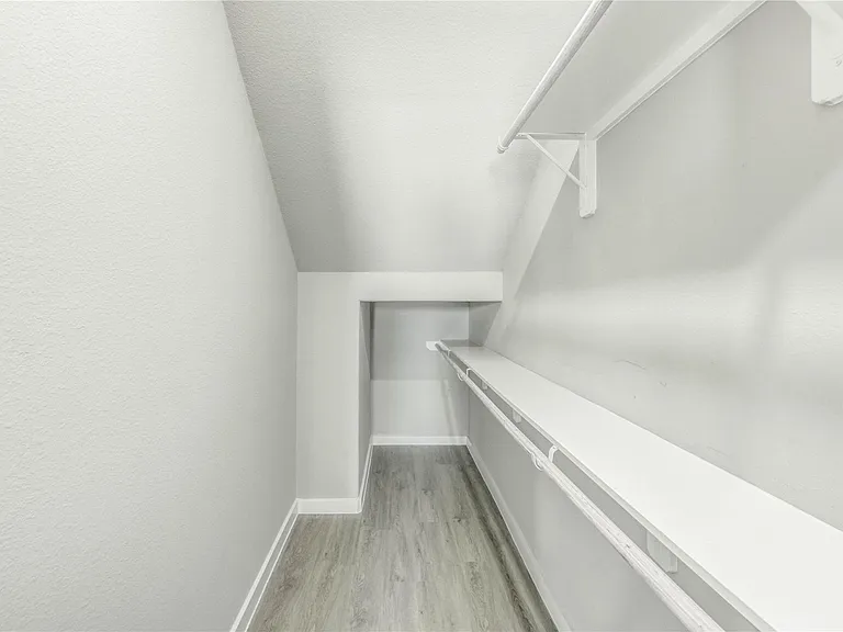 8157 Tate St #B — Photo 12