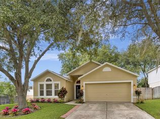1749 W Marshall Lake Dr, Apopka, FL 32703