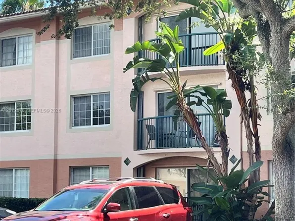 2009 SE 10th Ave APT 319, Fort Lauderdale, FL 33316