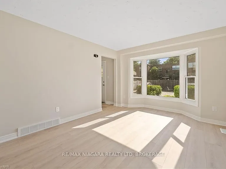 6344 Drummond Rd #1 — Photo 10