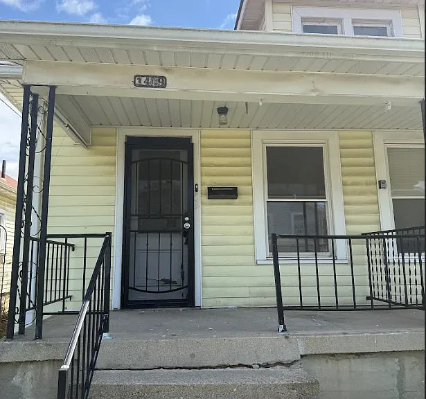 1409 Young St #1 — Photo 1