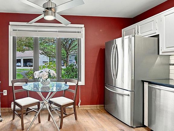 4th image of 200 Chandler Dr #200