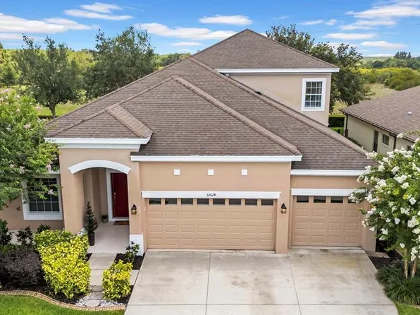 32624 Summerglade Dr, Wesley Chapel, FL 33545