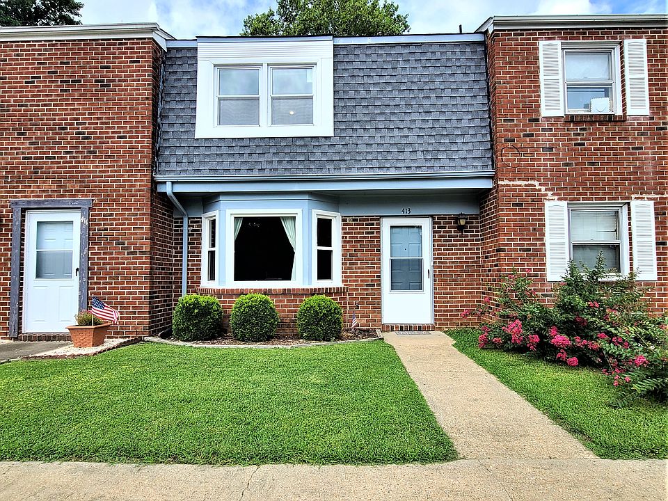 1st image of 413 Longleaf Rd #1