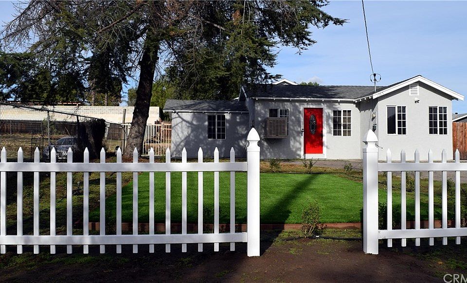 1st image of 1505 W Heald Ave