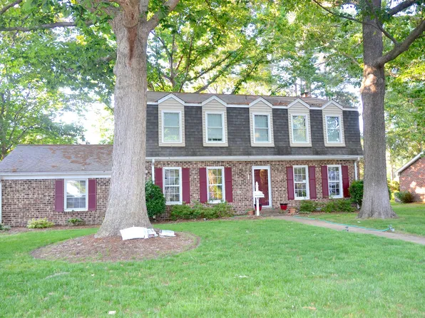1 Springmeadow Ct, Hampton, VA 23666