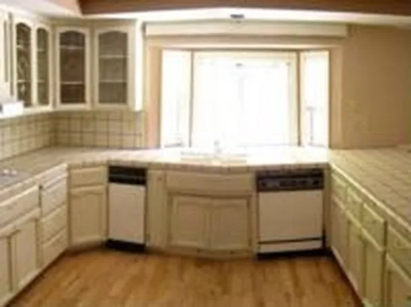 19435 Victoria Dr, Grass Valley, CA 95949