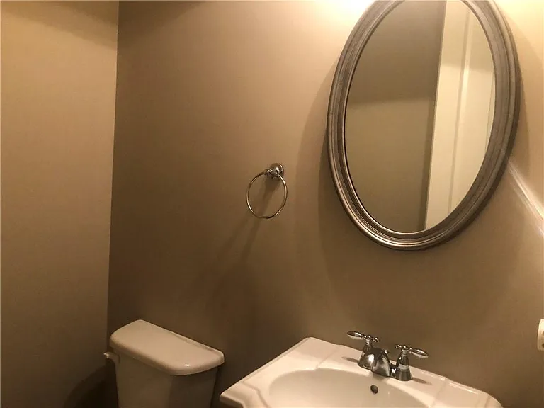 10240 Billings Pointe — Photo 33