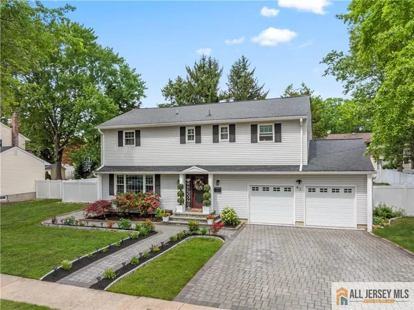 43 S Brook Dr, Milltown, NJ 08850