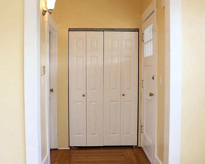 2257 SE 43rd Ave — Photo 3