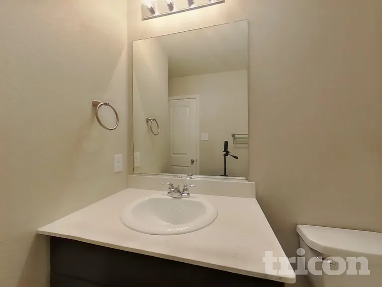 460 Blue Crow Ln — Photo 14
