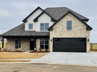 310 Perth Ct, Bonaire, GA 31088