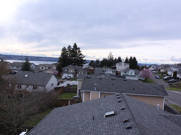 3rd image of 3008 47th St NE