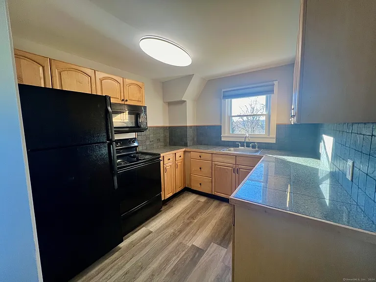 8 Burgeville Ct — Photo 8