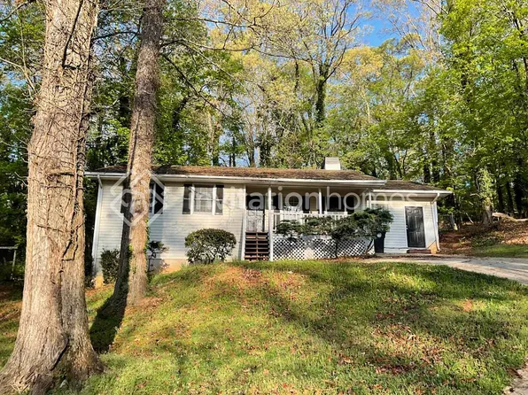 1650 Lakeview Pl, Gainesville, GA 30501