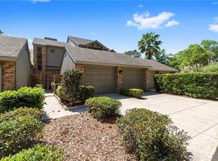 1721 SE Clatter Bridge Rd, Ocala, FL 34471