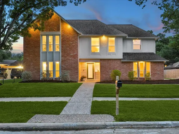 15722 Brookvilla Dr, Houston, TX 77059