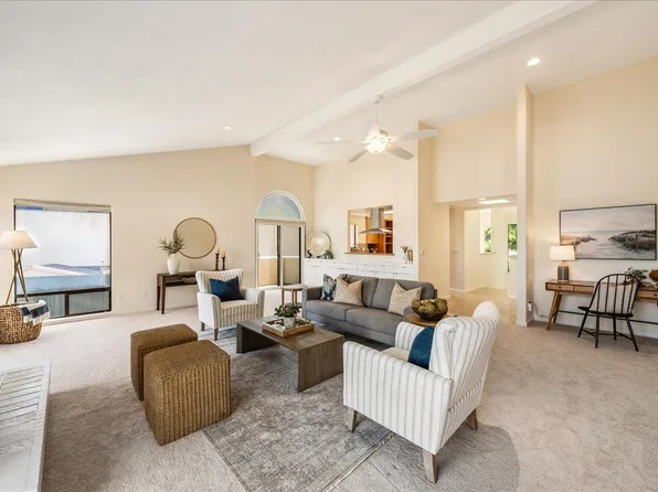 7 Via Joaquin Unit 10, Monterey, CA 93940