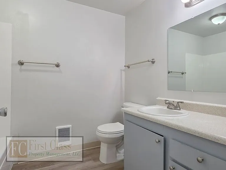 1348 NE 186th Ave — Photo 12