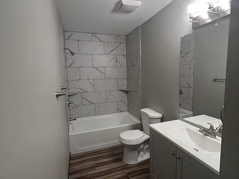2834 SW Glenside Ct — Photo 25