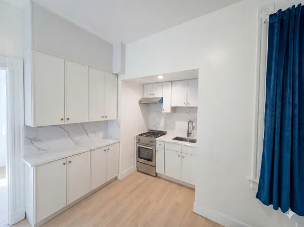 407-411 Lyon St #411A, San Francisco, CA 94117