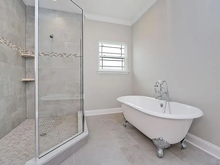 2656 Almonaster St — Photo 7