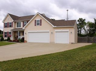 32960 Pennsylvania Dr, North Ridgeville, OH 44039