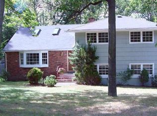 351 Old Short Hills Rd, Short Hills, NJ 07078