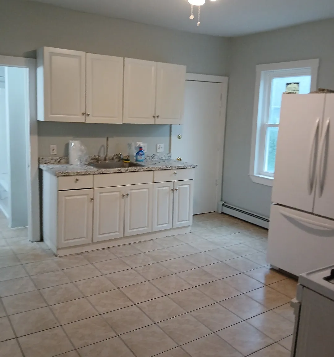 2 bed, $2,000 — Photo 2