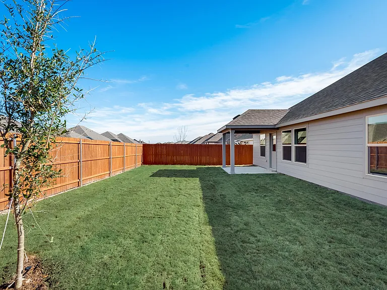 2124 Sun Star Dr — Photo 28