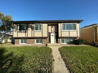 3443 Sarah St, Franklin Park, IL