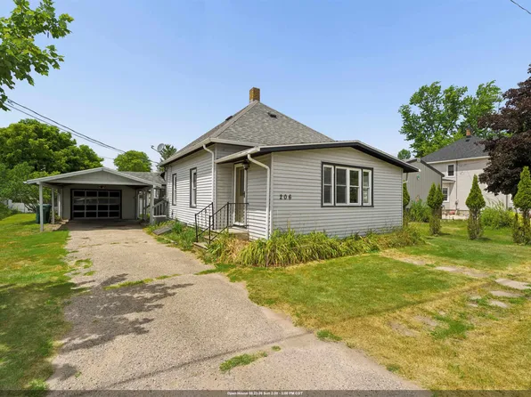 206 Steger St, Redgranite, WI 54970