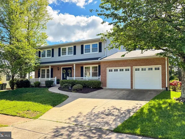 13407 Brookfield Dr, Chantilly, VA 20151