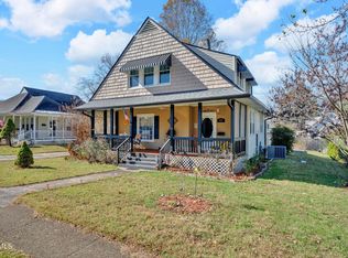 639 Ohio Ave, Erwin, TN 37650