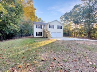 8910 Barron Cir, Gainesville, GA 30506