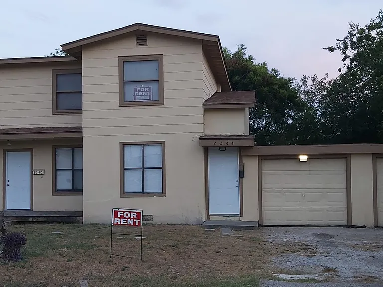 2344 Cincinnati Ave — Photo 1