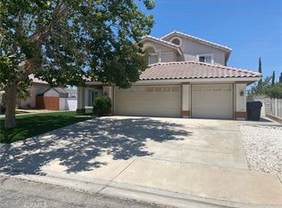 12482 Kirkwood Dr, Victorville, CA 92392
