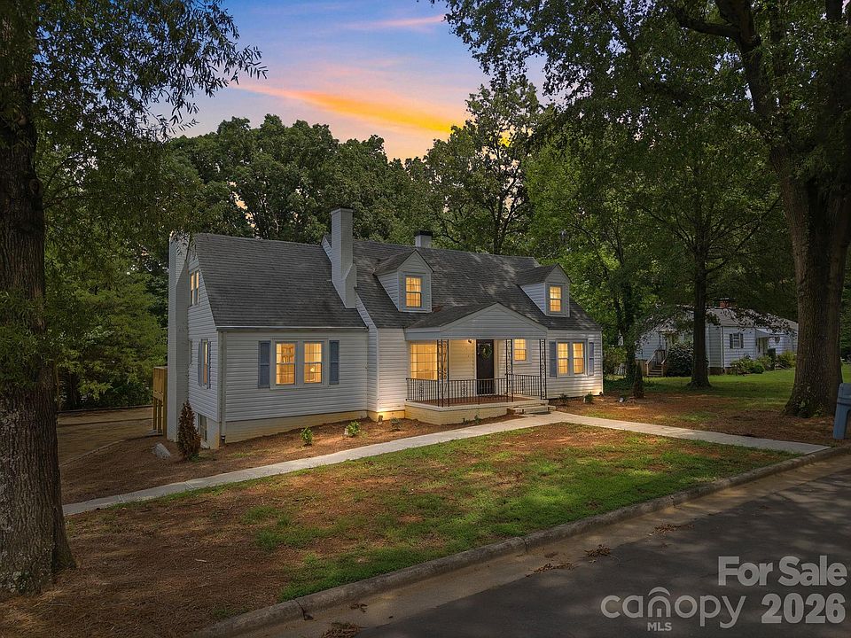 1st image of 398 Park Rd