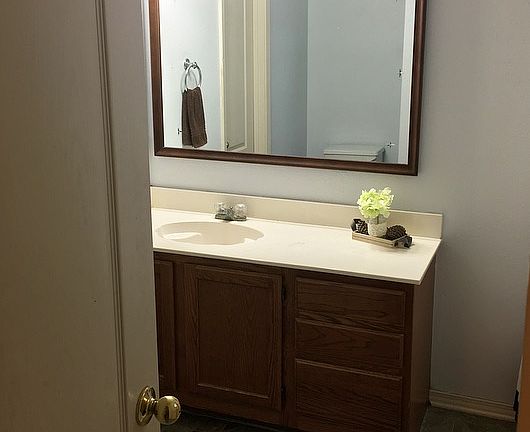 2nd image of 406 Avenue M