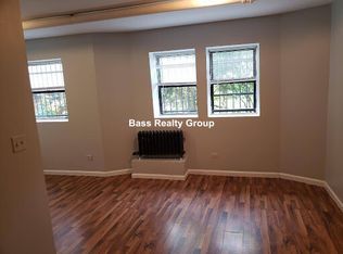 1727 W Estes Ave #G5, Chicago, IL 60626