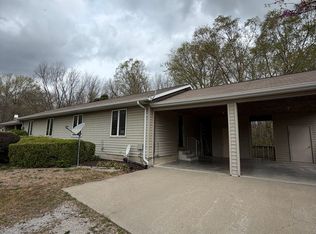 53 Rocking Chair Dr APT 3, Murphysboro, IL 62966